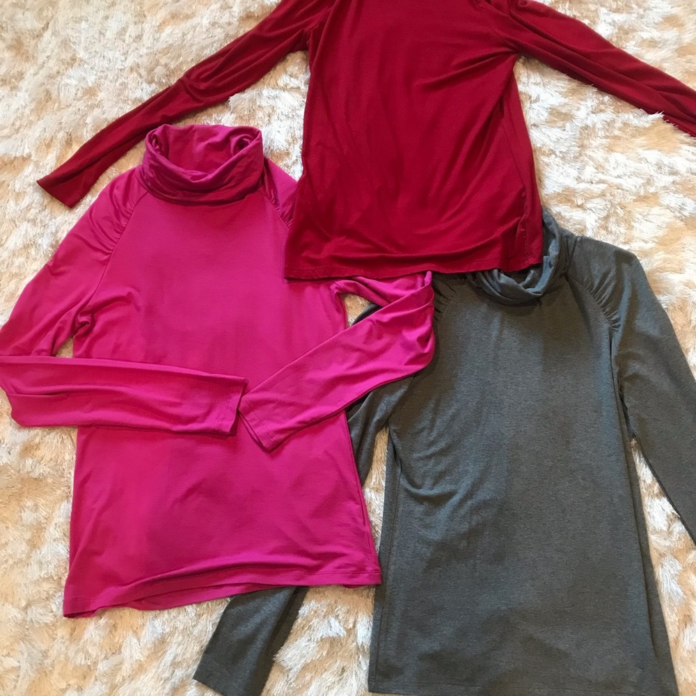 3 New York & Company Women’s turtlenecks